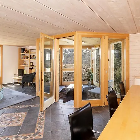 아파트 Steingaertli 1 *